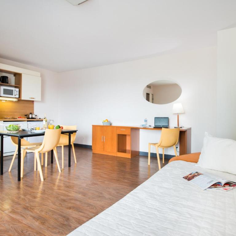 Comfort Aparthotel Saint-Nazaire Les Portes de l Ocean - Appartement Supérieur 1 Chambre - 2