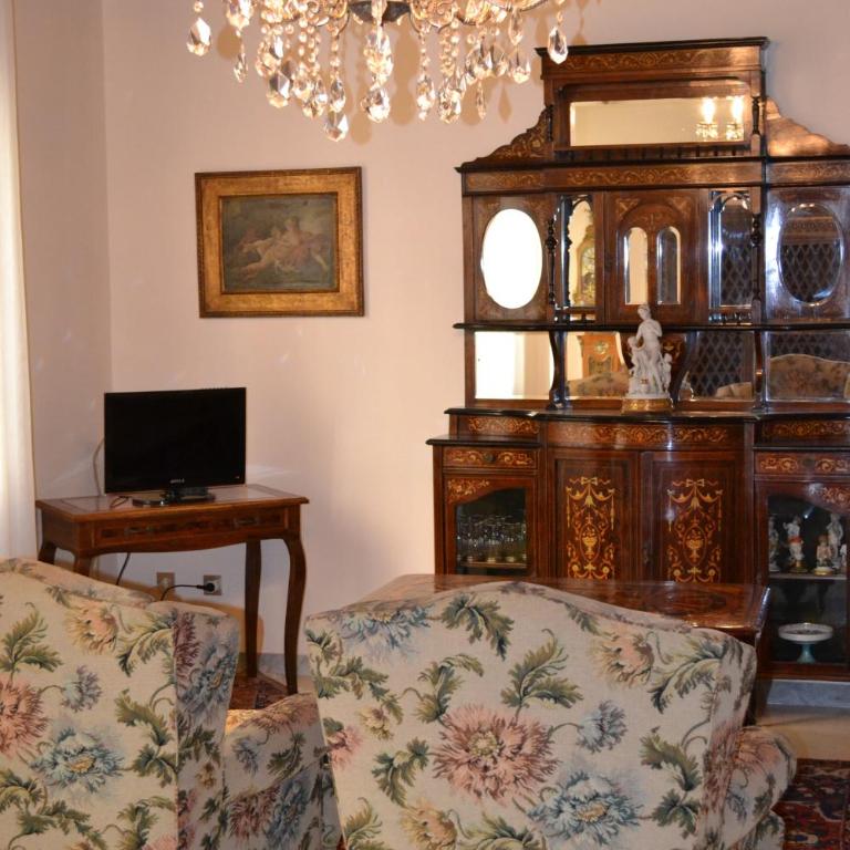 Da Emi E Giuly - Appartamento con 2 Camere da Letto - 17