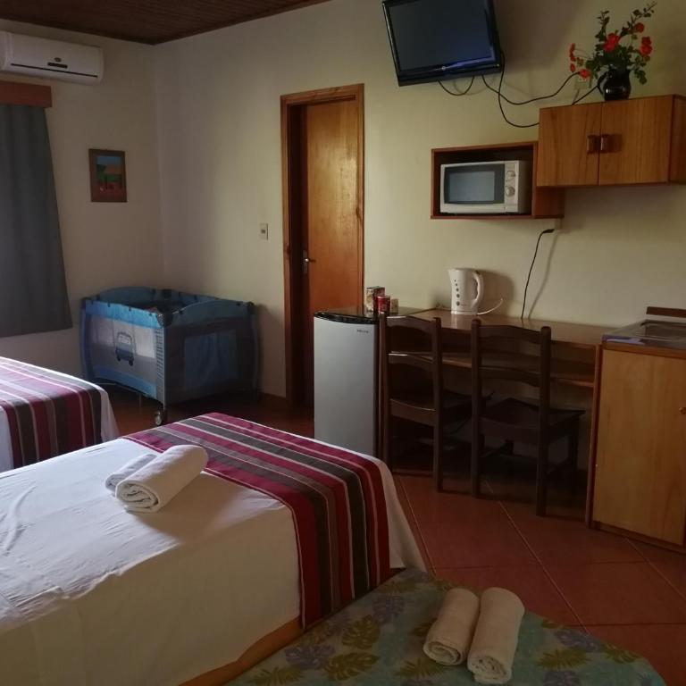 Las Orquideas Parque Hotel - Triple Room - 4