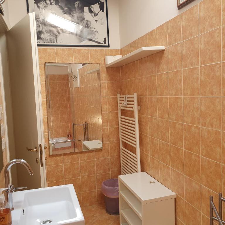 B&B Griffoni 7 - Large Double Room - 4