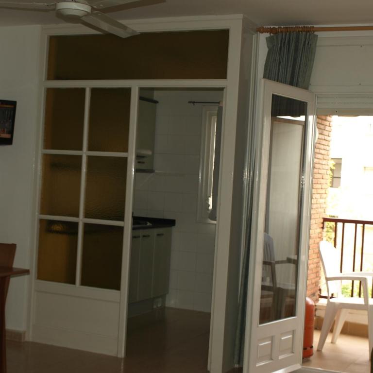 Apartaments Geminis - One-Bedroom Apartment (2 Adults + 2 Children) - 28