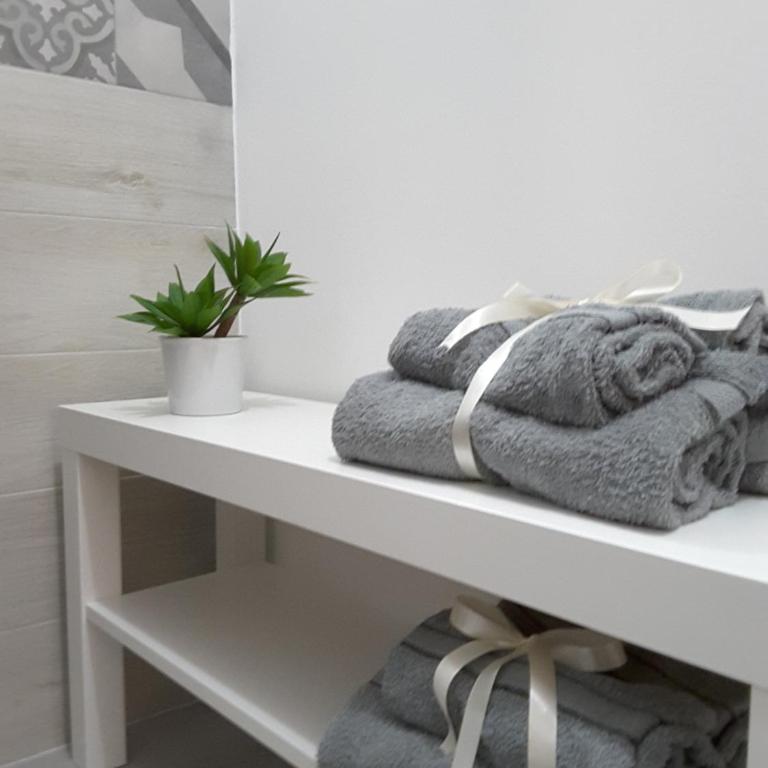 Il Centro Storico - Two-Bedroom Apartment - 21