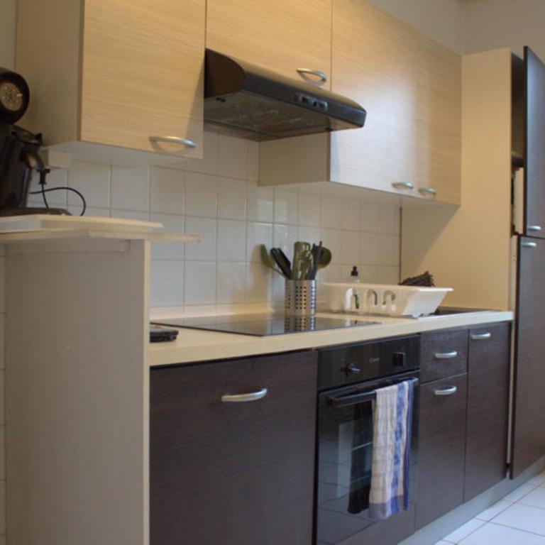 Le MONTREAL F3 (2 chambres) Centre Ville/ GareTGV - Two-Bedroom Apartment - 9