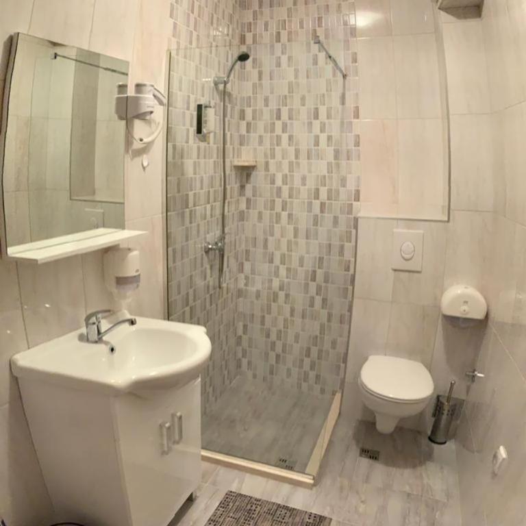 Apartmani Gaga - Apartment with Garden View - 15