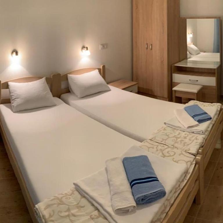 Apartmani Gaga - Apartment with Garden View - 6