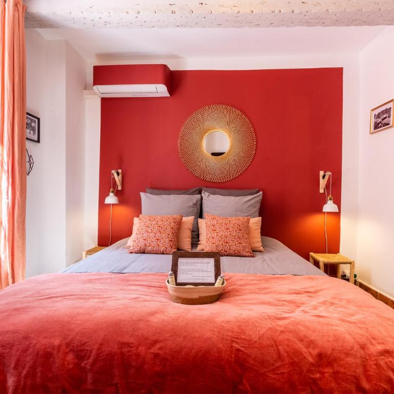 LE PANIER ENCHANTÉ - Suites & Loft - Terrasse et patio au dessus du Vieux Port - Suite Terracota - 6