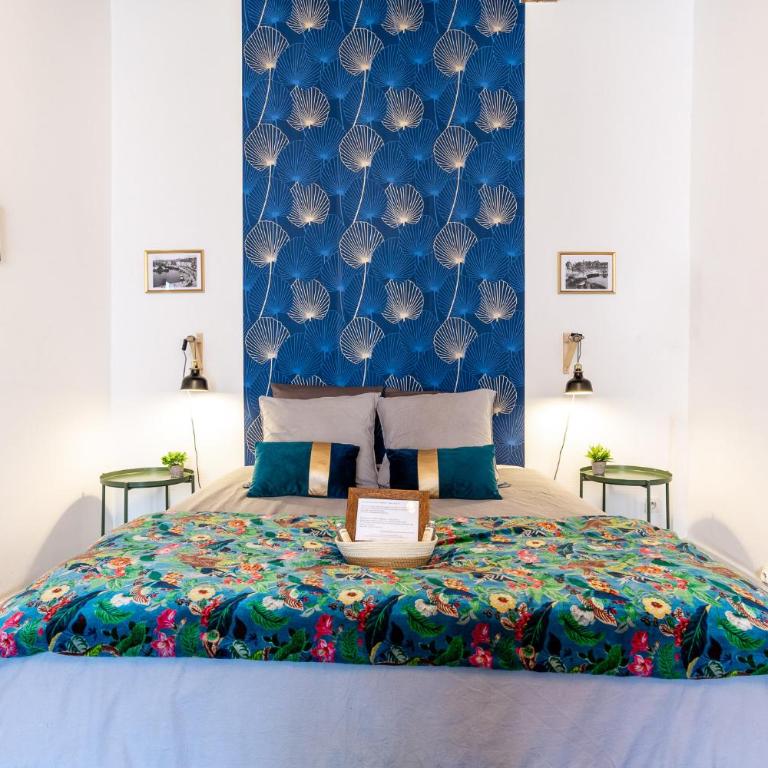LE PANIER ENCHANTÉ - Suites & Loft - Terrasse et patio au dessus du Vieux Port - Studio Émeraude - 9