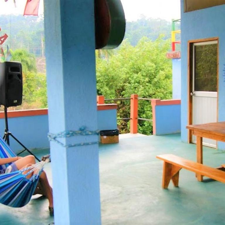 Zumag Sisa - Single Bed in 6-Bed Dormitory Room - 6