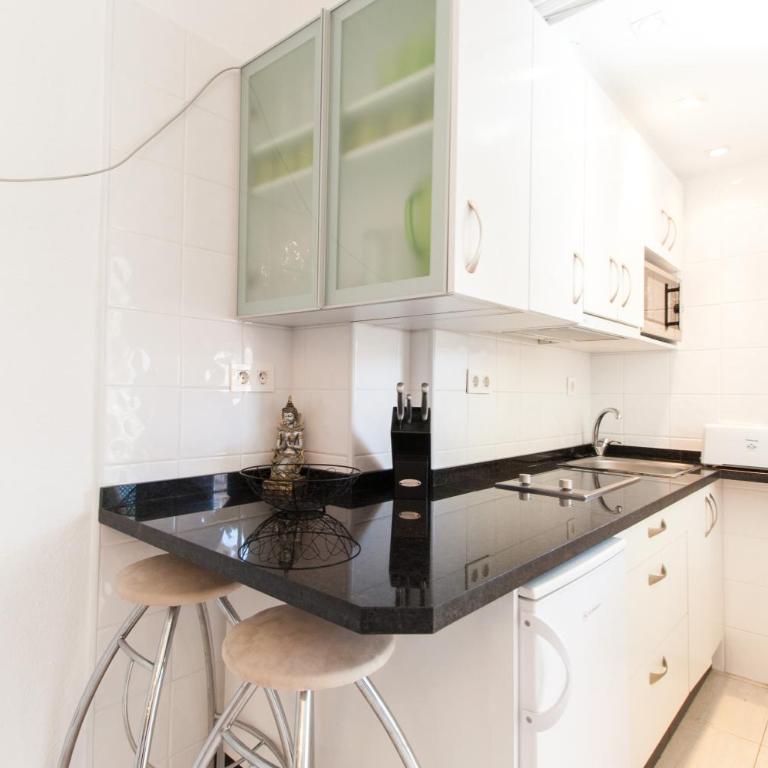 PYR Beach and Pool Views Apartment - Apartamento de 1 dormitorio con vistas al mar - 11