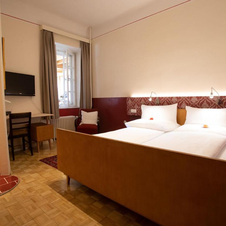 Der Eberhard - Sleep & Dine A9 Exit 133 - Classic Doppelzimmer - 16