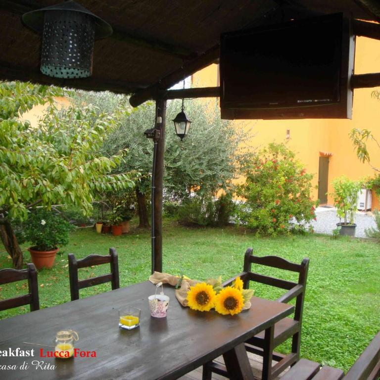 Bed & Breakfast Lucca Fora - Camera Doppia con Letti Singoli - 3