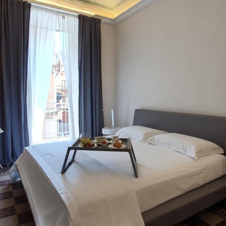 Palazzo del Verga - King Room with Balcony - 10
