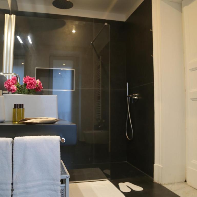 Palazzo del Verga - King Suite with Balcony - 15