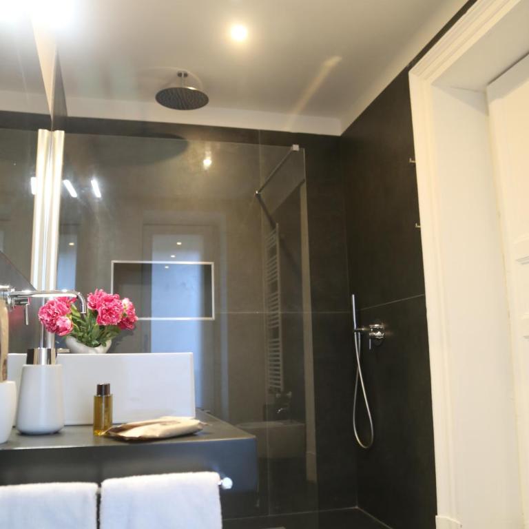 Palazzo del Verga - King Suite with Balcony - 16