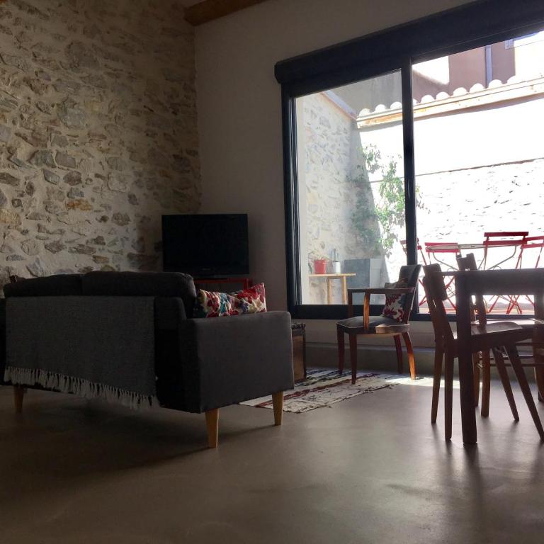 LOFT COCON EN PLEIN CENTRE DE SETE - Appartement 2 Chambres - 3