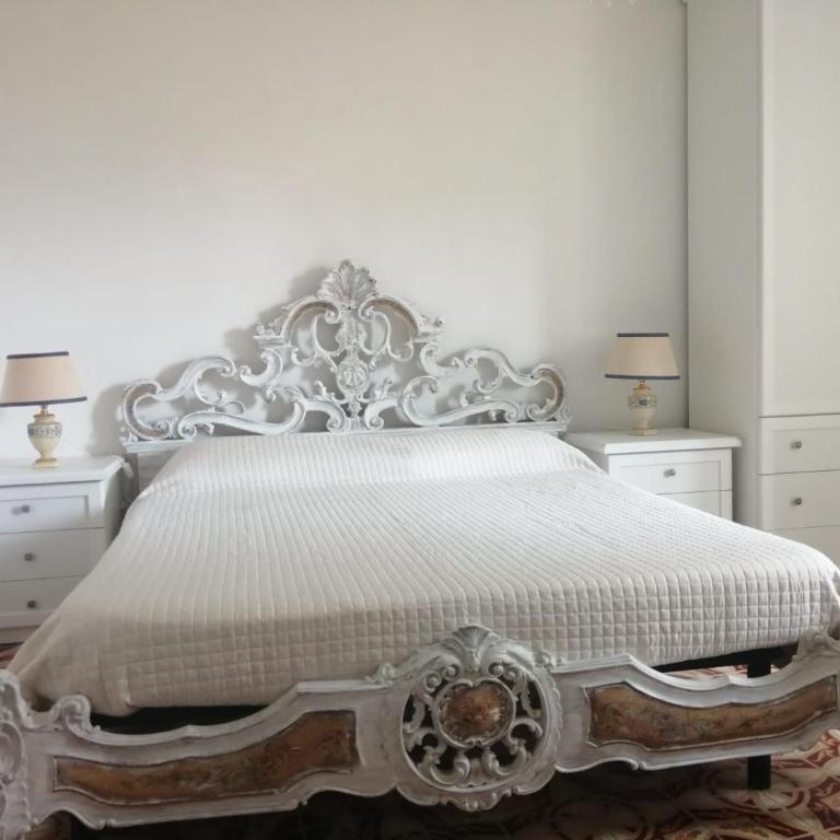 Antico Borgo - Deluxe Room - 3