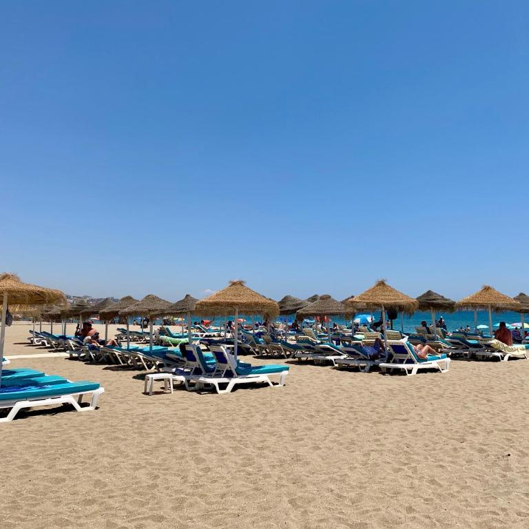 3 BEDROOM, 250m FROM THE BEACH! SWIMMING POOL, PARKING! - Apartamento de 3 dormitorios - 32