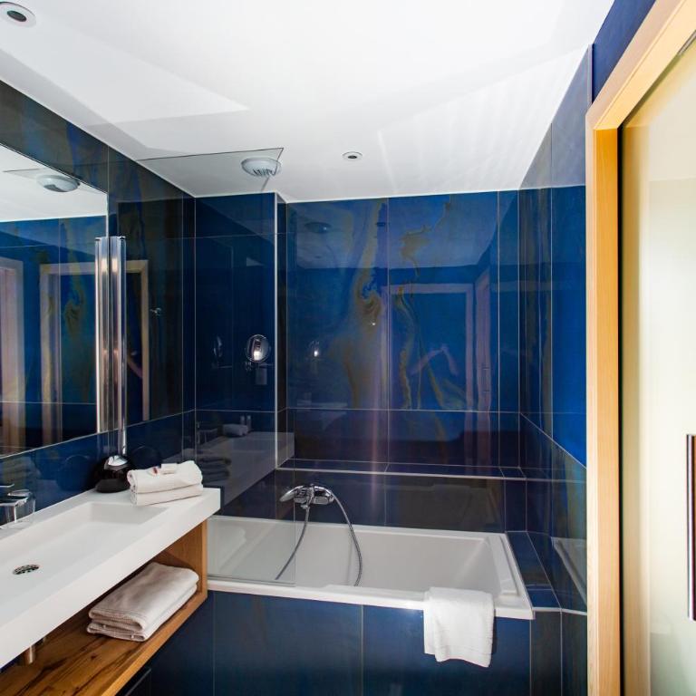 Hôtel Le Rapp - Chambre Deluxe - 9