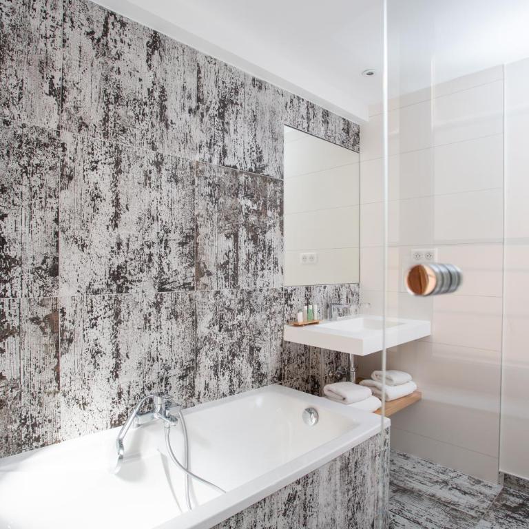 Hôtel Le Rapp - Chambre Deluxe - 7