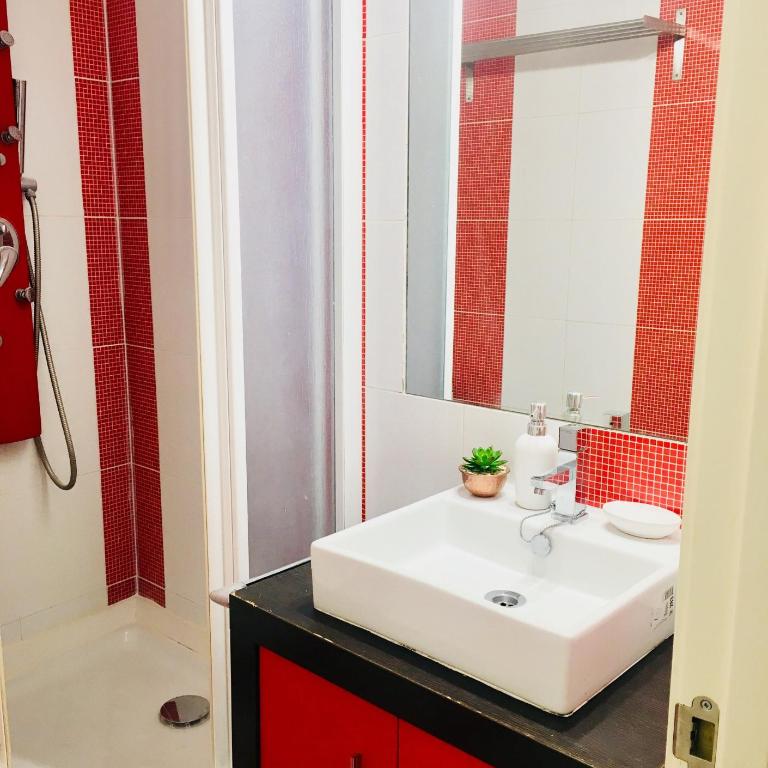 CHUECA Apartamentos Noxi - Estudio con balcón para 3 - 3