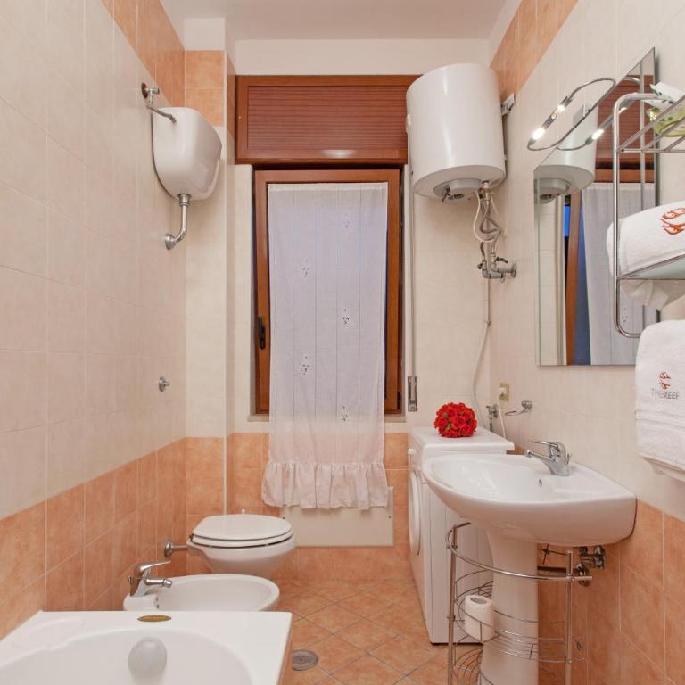 The Reef Apartment - Two-Bedroom Apartment - 7