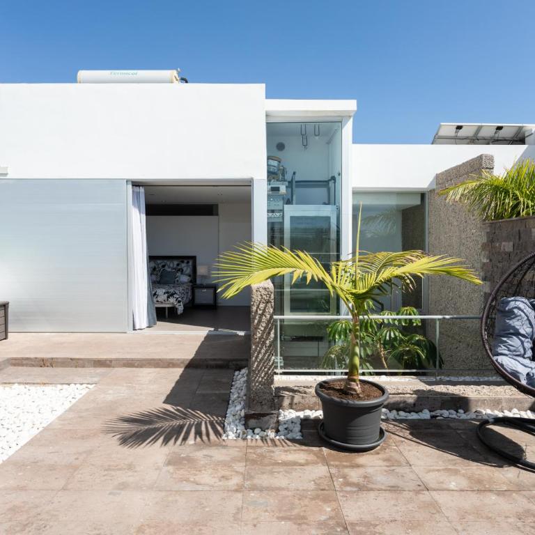 Luxury BKM in Playa del Duque - Villa con piscina privada - 4