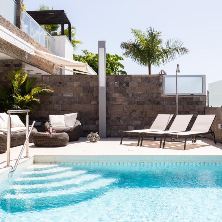 Luxury BKM in Playa del Duque - Villa con piscina privada - 2