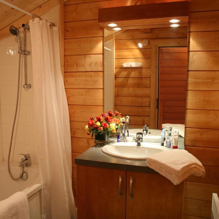 Résidence Goélia Les Chalets du Bois de Champelle - Chalet 3 Chambres (8 Adultes) - 4