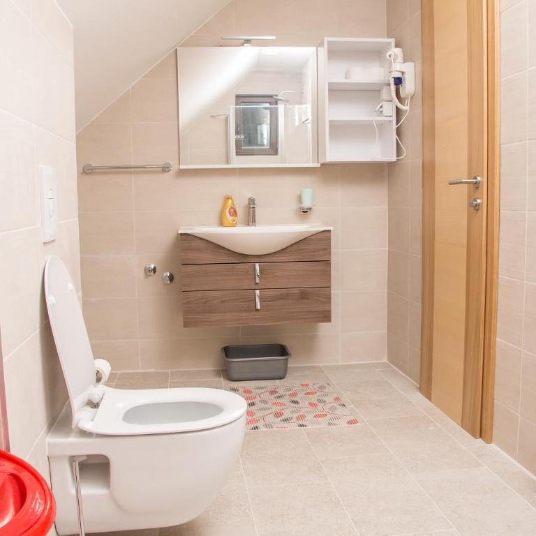 Villa San - Three-Bedroom Apartment - 2