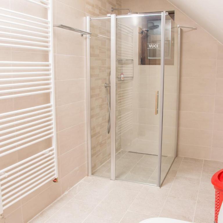 Villa San - Three-Bedroom Apartment - 6