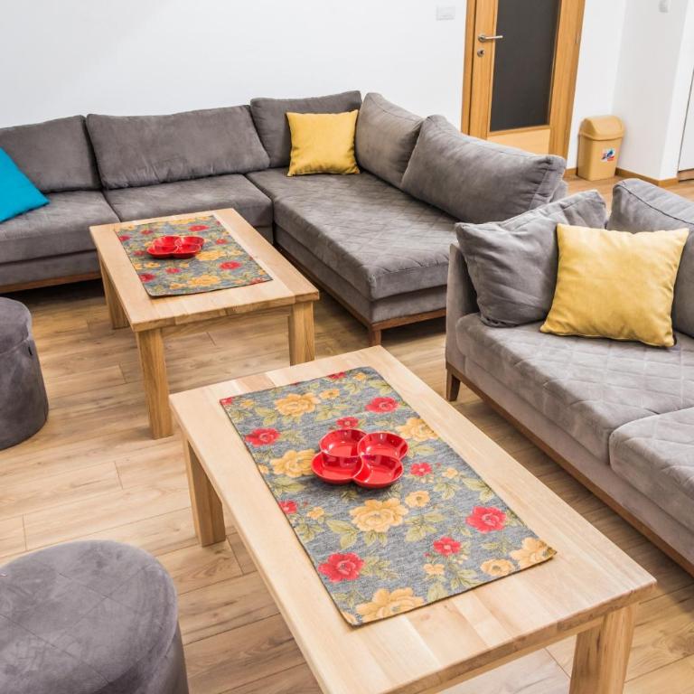 Villa San - Three-Bedroom Apartment - 12