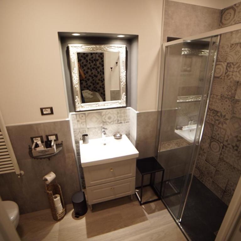 Fermatiqui - Camera Familiare con Bagno Privato - 4