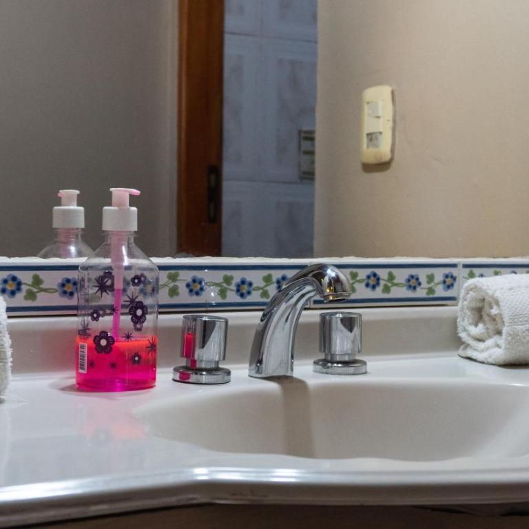 Posada Los Tajibos - Habitación Familiar con baño privado - 10