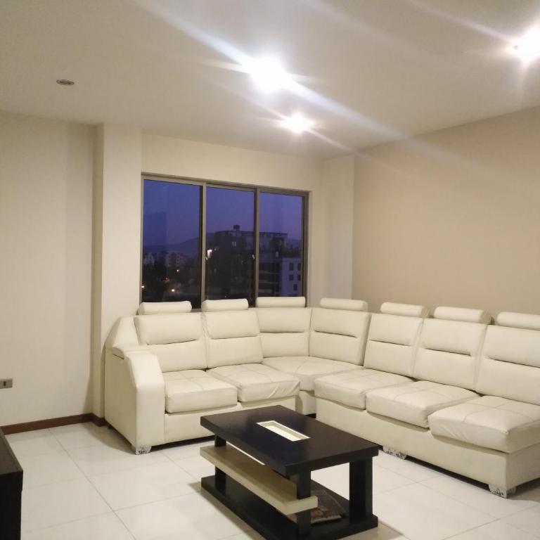 Hostal Costa De Marfil Suites & Apartamentos - Apartamento de 3 dormitorios - 2