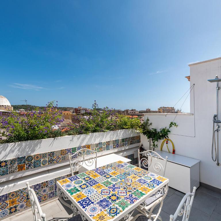"Bea's Terrace" - Private Jacuzzi and panoramic rooftop in the City Centre - Vacation Home - 31