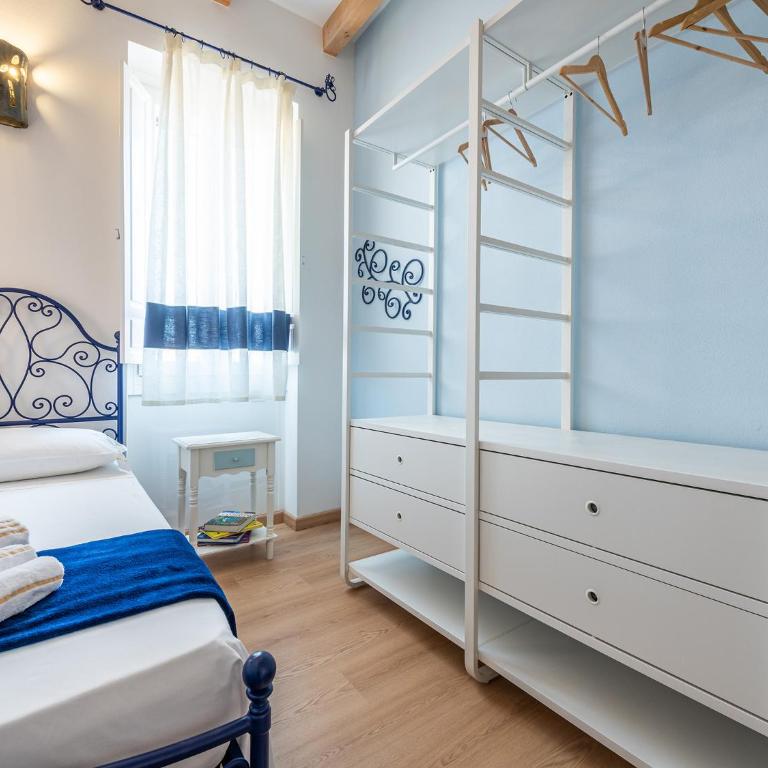 "Bea's Terrace" - Private Jacuzzi and panoramic rooftop in the City Centre - Vacation Home - 23