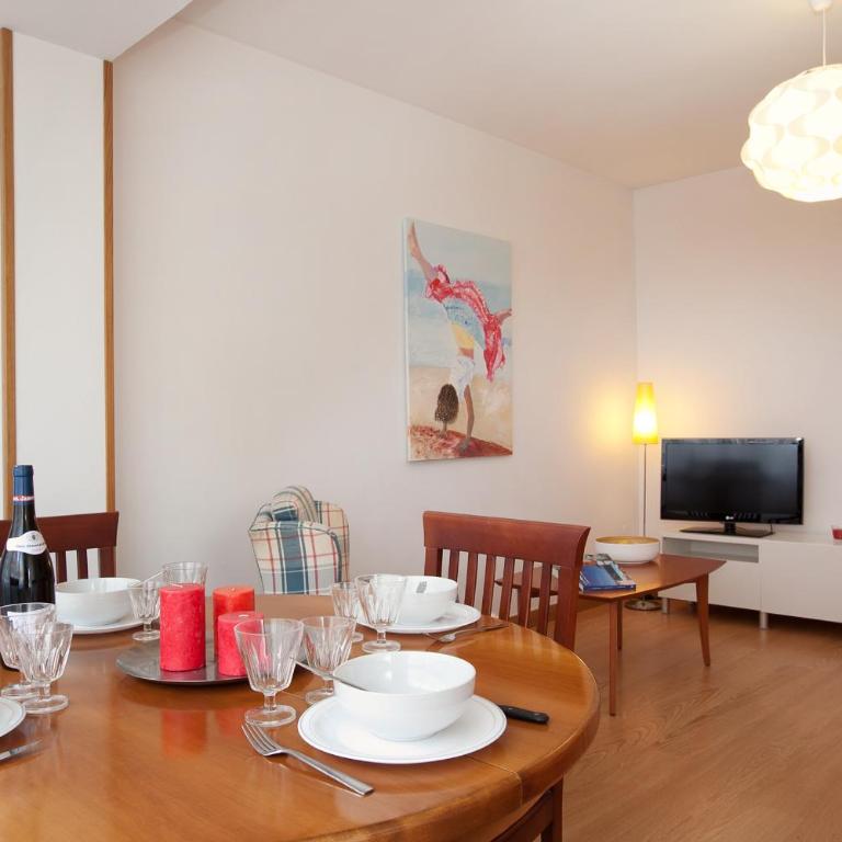 Click&Flat Floridablanca - Four-Bedroom Apartment - Floridablanca - 9
