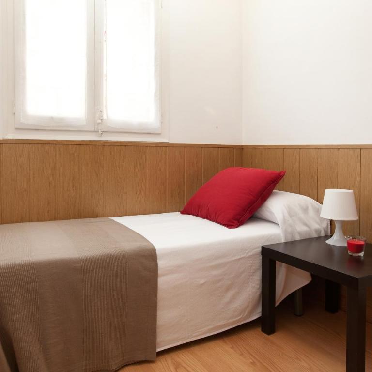 Click&Flat Floridablanca - Four-Bedroom Apartment - Floridablanca - 14