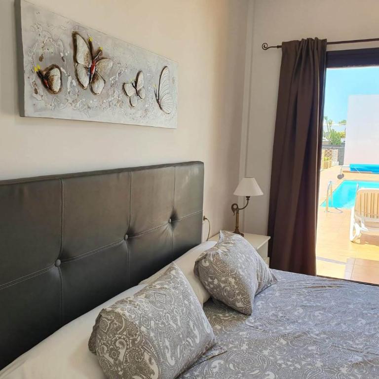 Villa Santana - Three-Bedroom Villa - 4