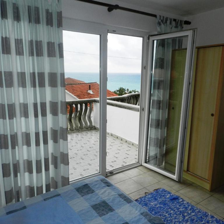 Apartments Kuljaca - Apartman sa 1 Spavaćom Sobom, Terasom i Pogledom na More - 39