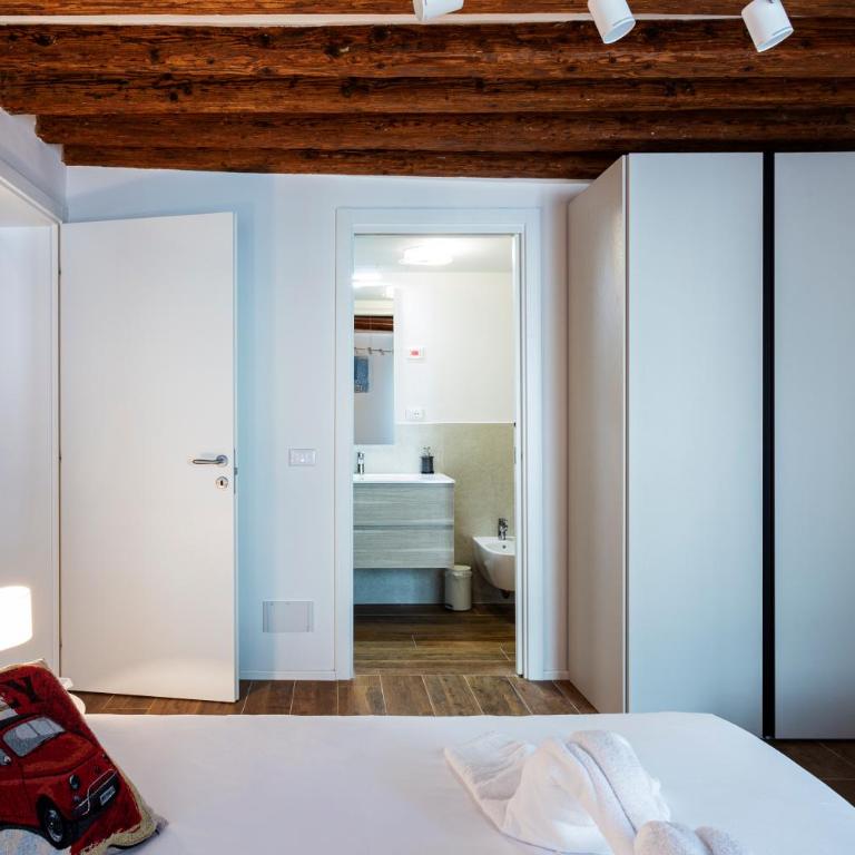 Hostmate - Venezia - Salizada - Appartamento con 2 Camere da Letto - 25
