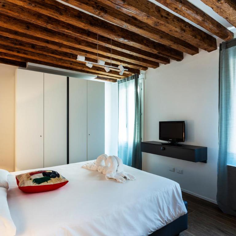 Hostmate - Venezia - Salizada - Appartamento con 2 Camere da Letto - 24