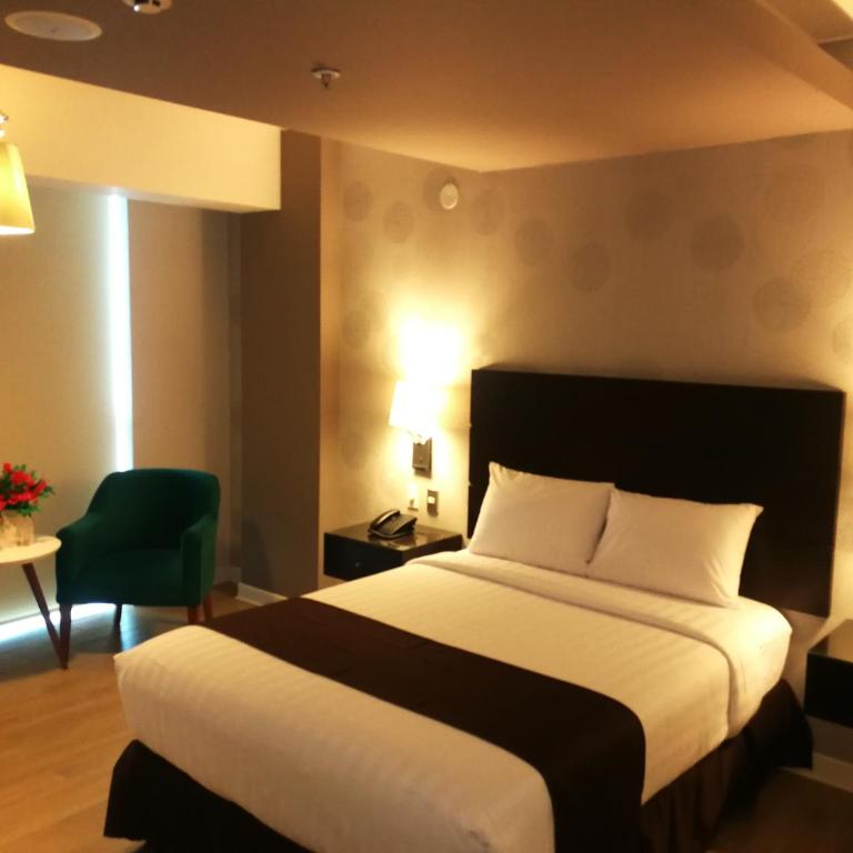 Hotel Inclan - Deluxe Room - 9