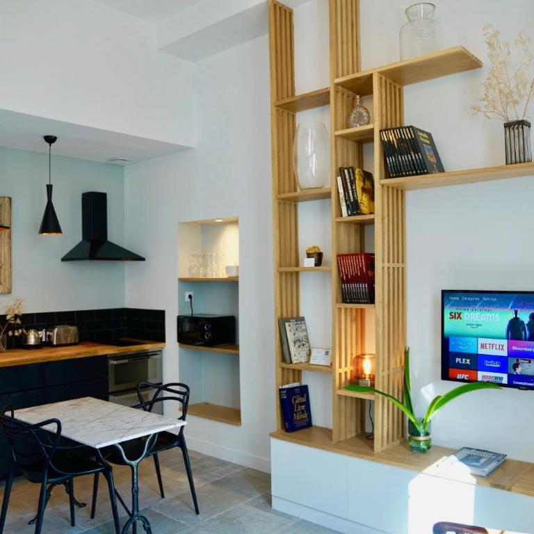 Home Chic Home - Les Suites de La Comédie - Deluxe Apartment - 27