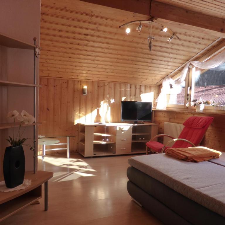 Pension Steinadler - Apartment im Dachgeschoss mit Panoramablick - 2