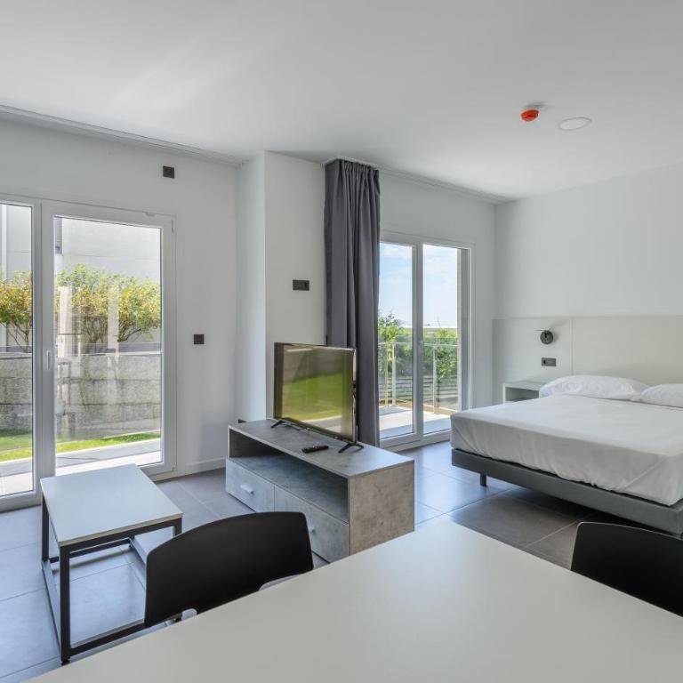 Apartamentos Onzamar - Estudio con terraza - 8