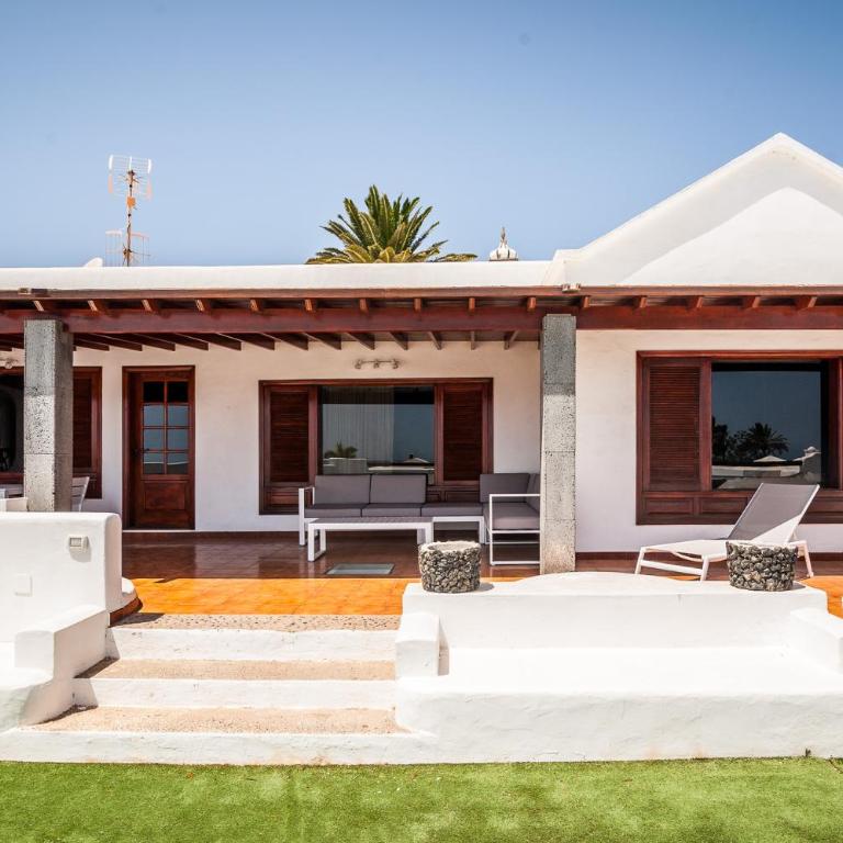 Magnífica Villa al lado del mar - Villa - 8