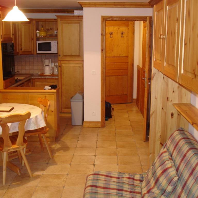 CHALET DANS LA NEIGE EDELWEISS ARCs 2000 - Appartement 2 Chambres - 4