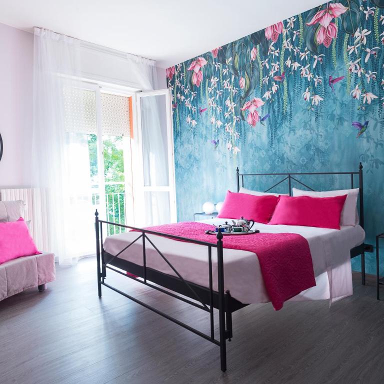 BOTANIKA - Three-Bedroom Apartment - 28