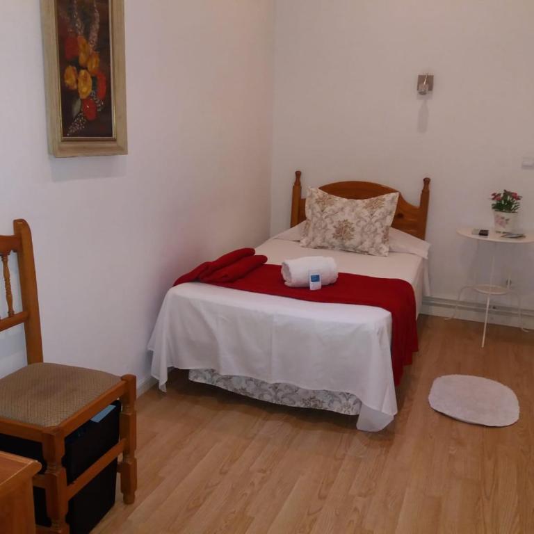 Casa de Huéspedes Prada - Single Room with Shared Bathroom - 9